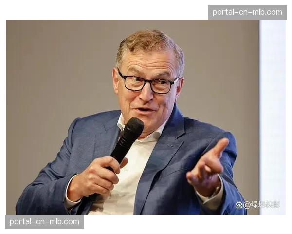 专访拜仁CEO德雷森:谈论俱乐部在可持续发展与竞技成绩间的平衡 专访拜仁CEO德雷森:谈论俱乐部在可持续发展与竞技成绩间的平衡